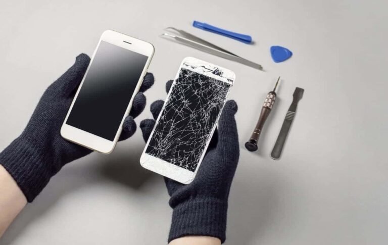 Cómo puedo reparar la pantalla rota de mi celular rápido y barato