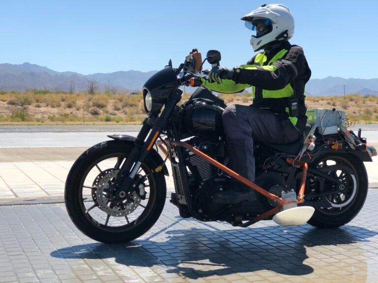 Qué Documentos Son Necesarios Para Circular Legalmente Con Una Moto 8 Qué Documentos Son Necesarios Para Circular Legalmente Con Una Moto