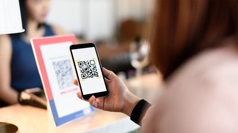 Cómo escaneá el código QR desde tu celular paso a paso